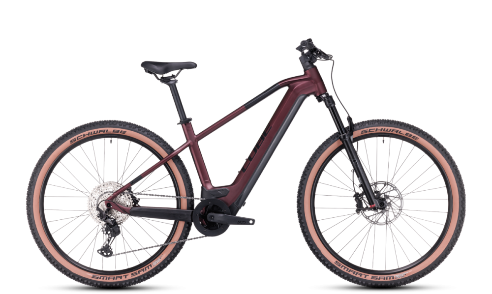 Cube Reaction Hybrid SLX 750