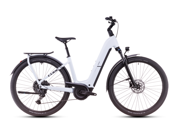 Cube Kathmandu Hybrid ONE 800